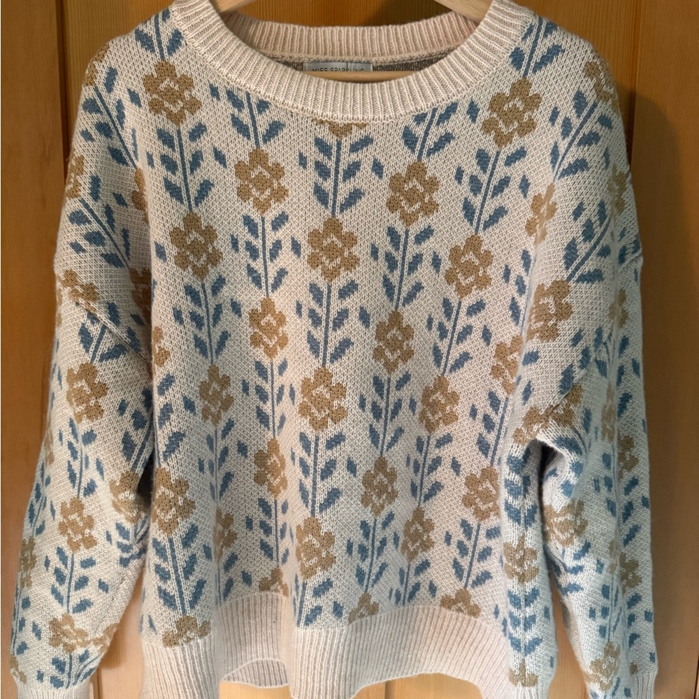 Floral Print Sweater NWOT